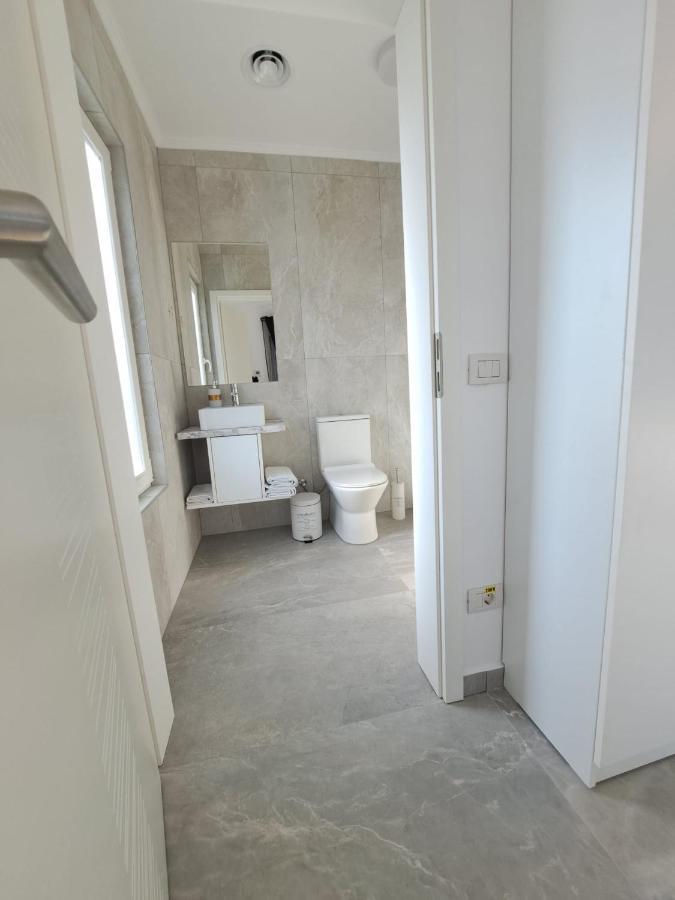 Kevin&Jessica Rooms Giarmata Bagian luar foto